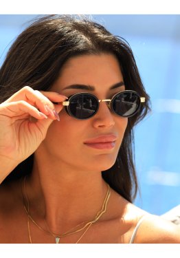 Oval Tasarım Güneş Gözlüğü Siyah Gold