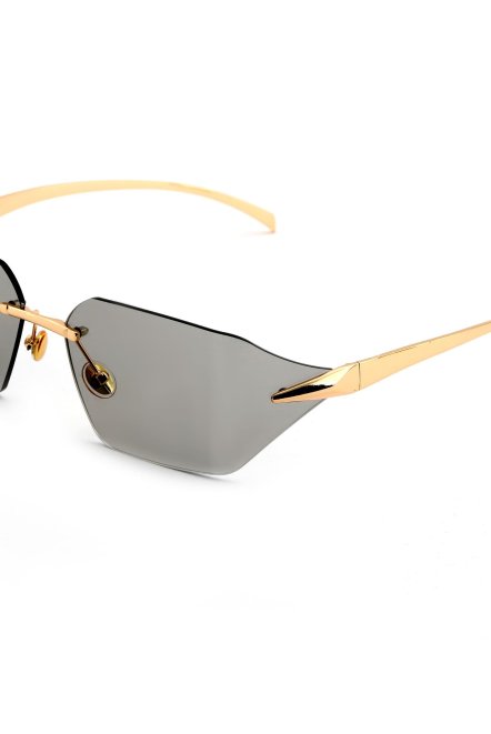 Geometrik Tasarım Füme Yekpare Cam Kadın Güneş Gözlüğü Ce Belgelli̇ Uv400 Korumali